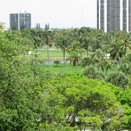 Resort Style In Aventura Florida Esterno foto